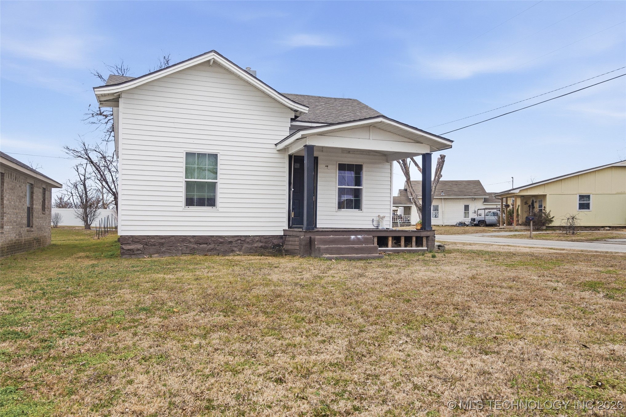 221 N Dorothy Avenue Property Photo 2