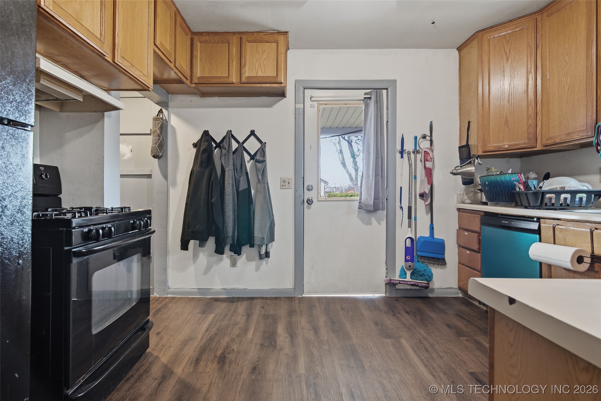 221 N Dorothy Avenue Property Photo 10