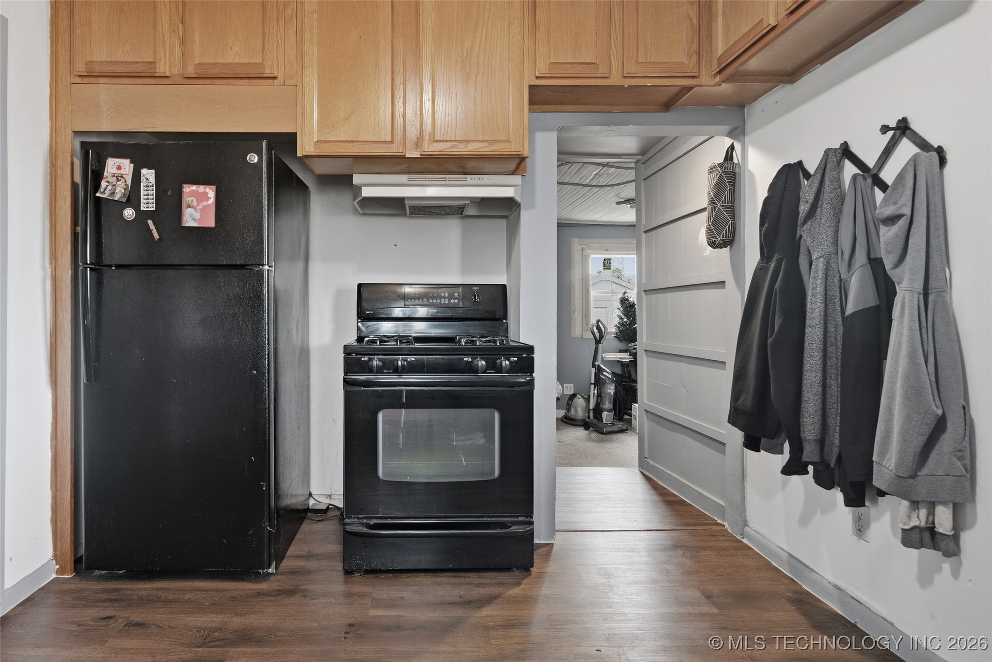 221 N Dorothy Avenue Property Photo 13