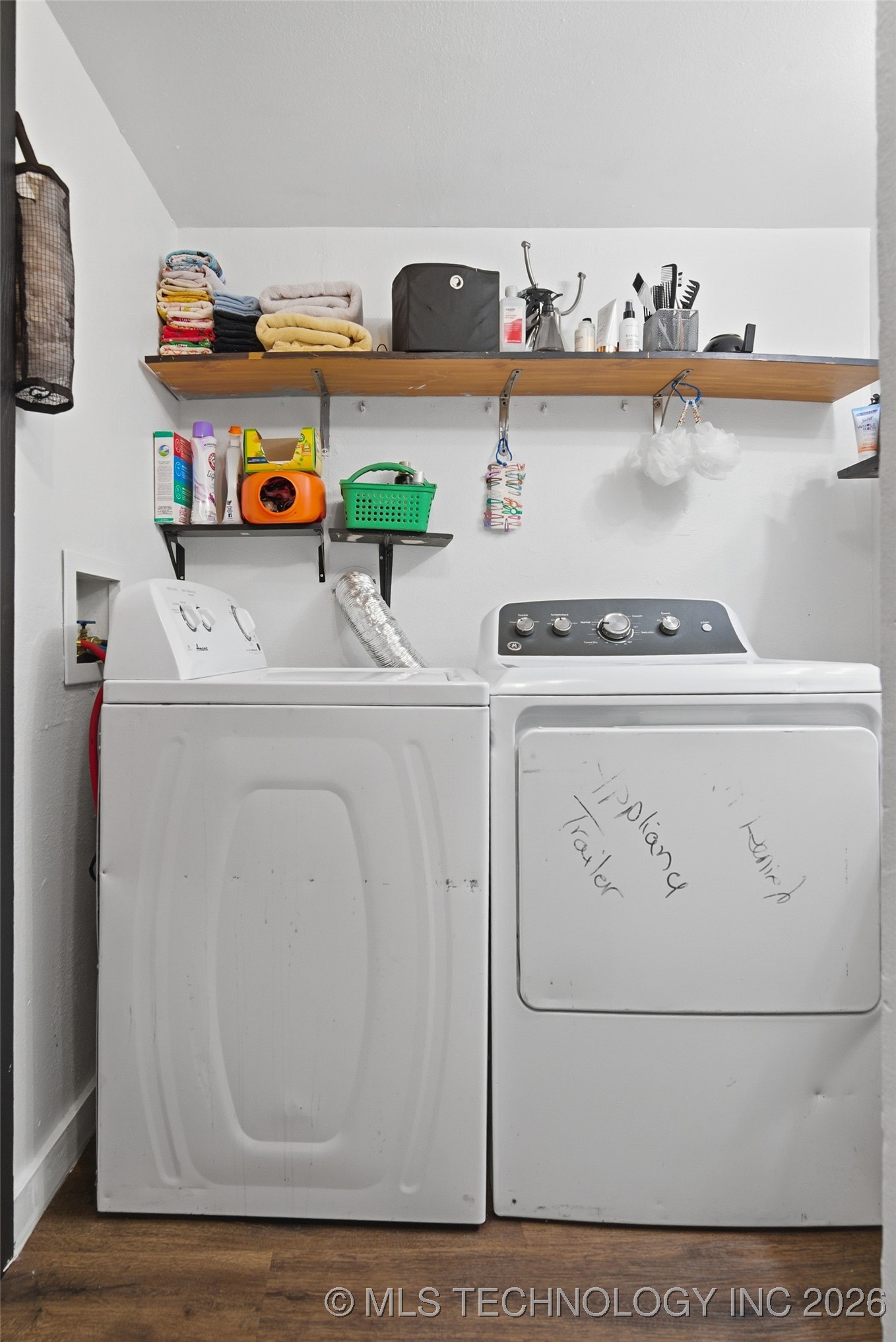 221 N Dorothy Avenue Property Photo 21