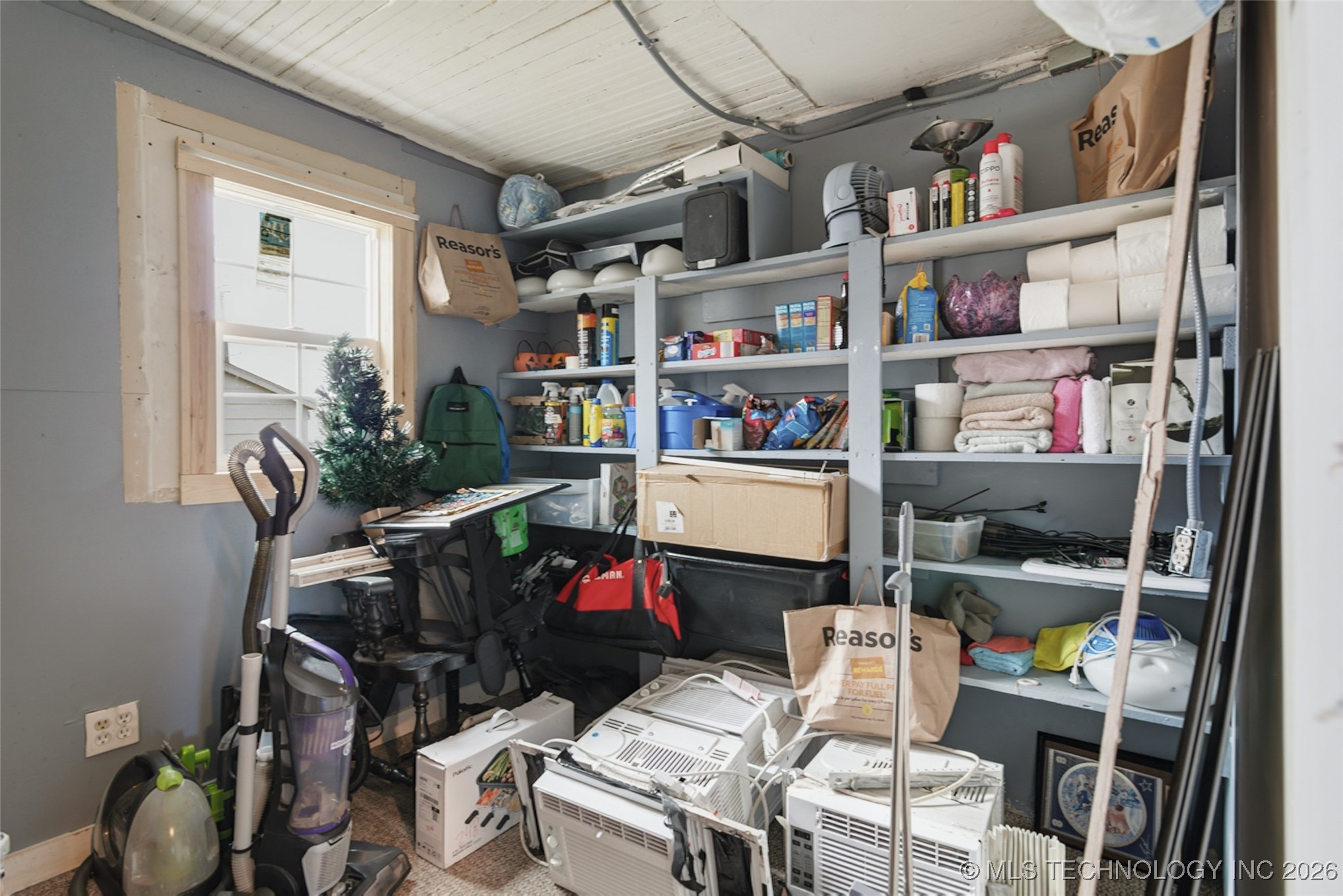 221 N Dorothy Avenue Property Photo 22