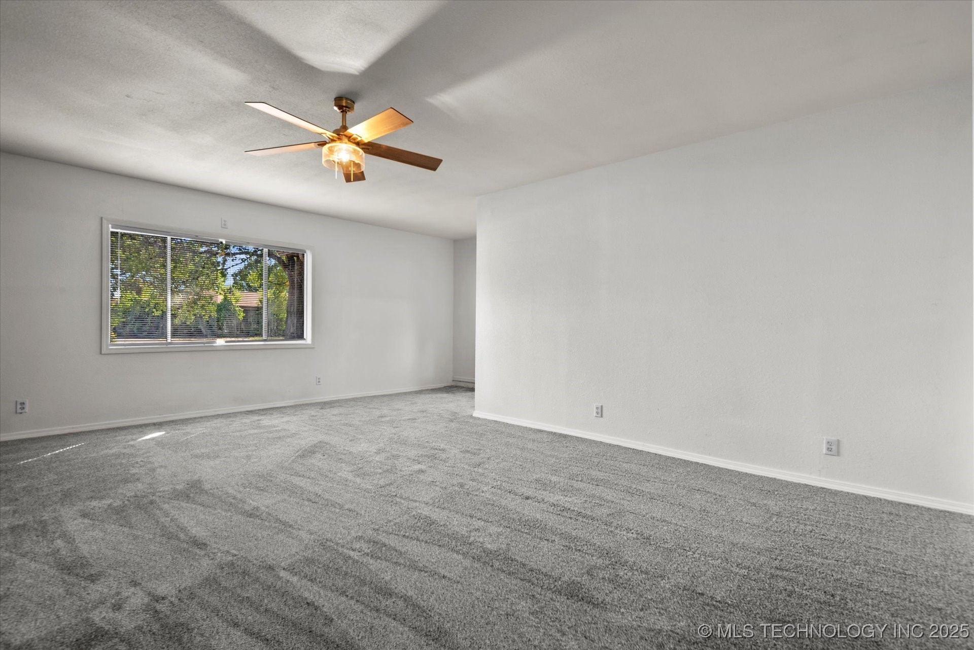 1719 Se Hilltop Drive Property Photo 16