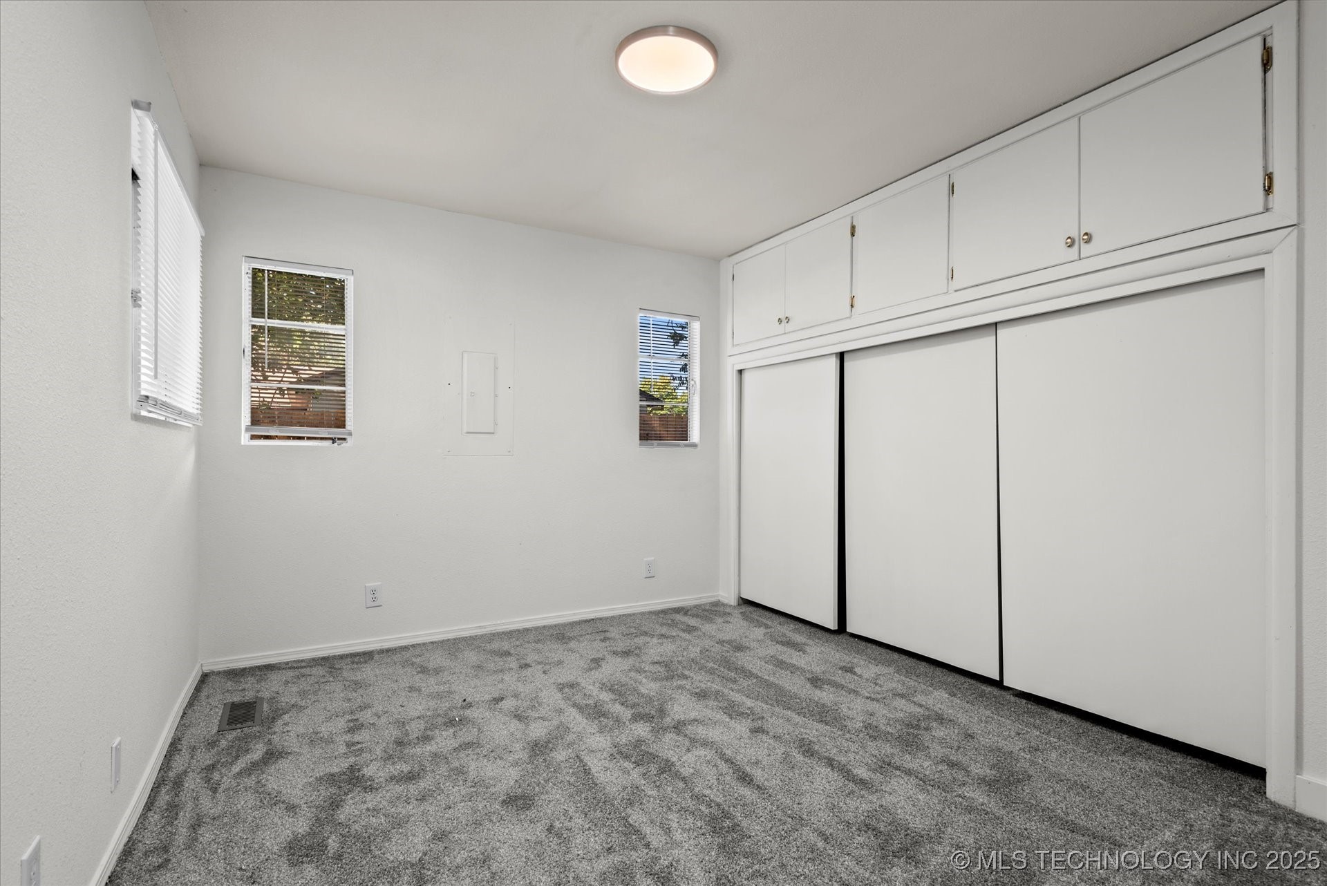 1719 Se Hilltop Drive Property Photo 21