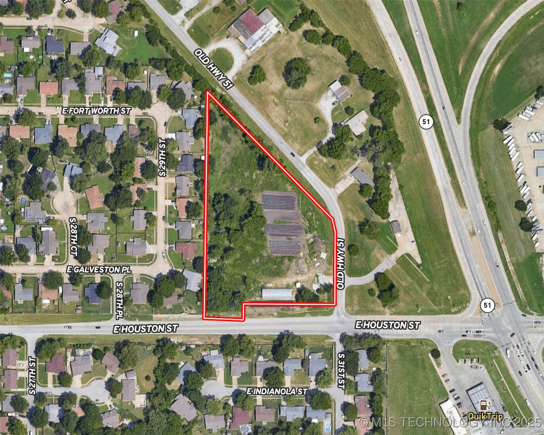 3000 E Houston Street Property Photo 54