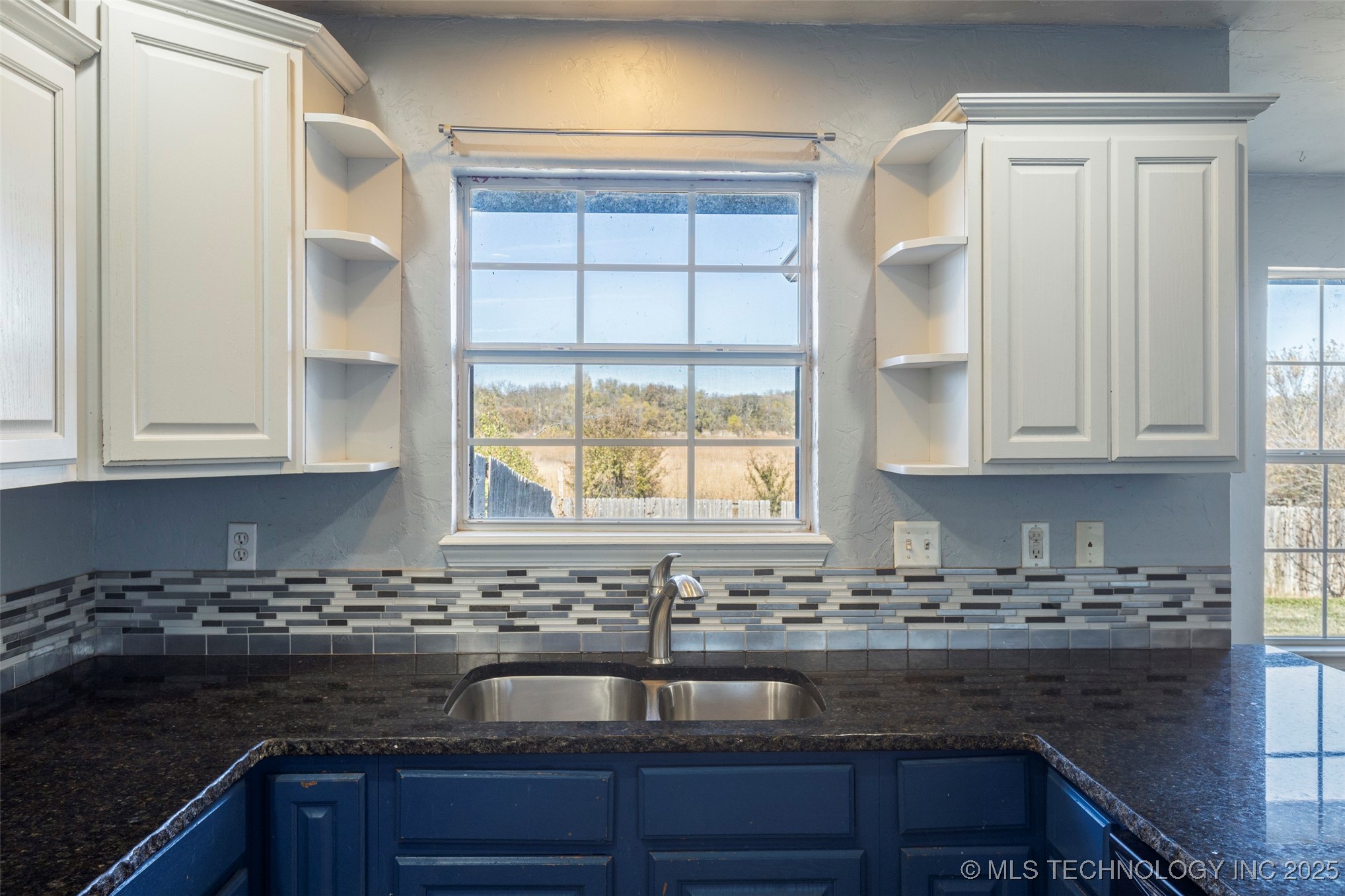 1702 W 21st Property Photo 10