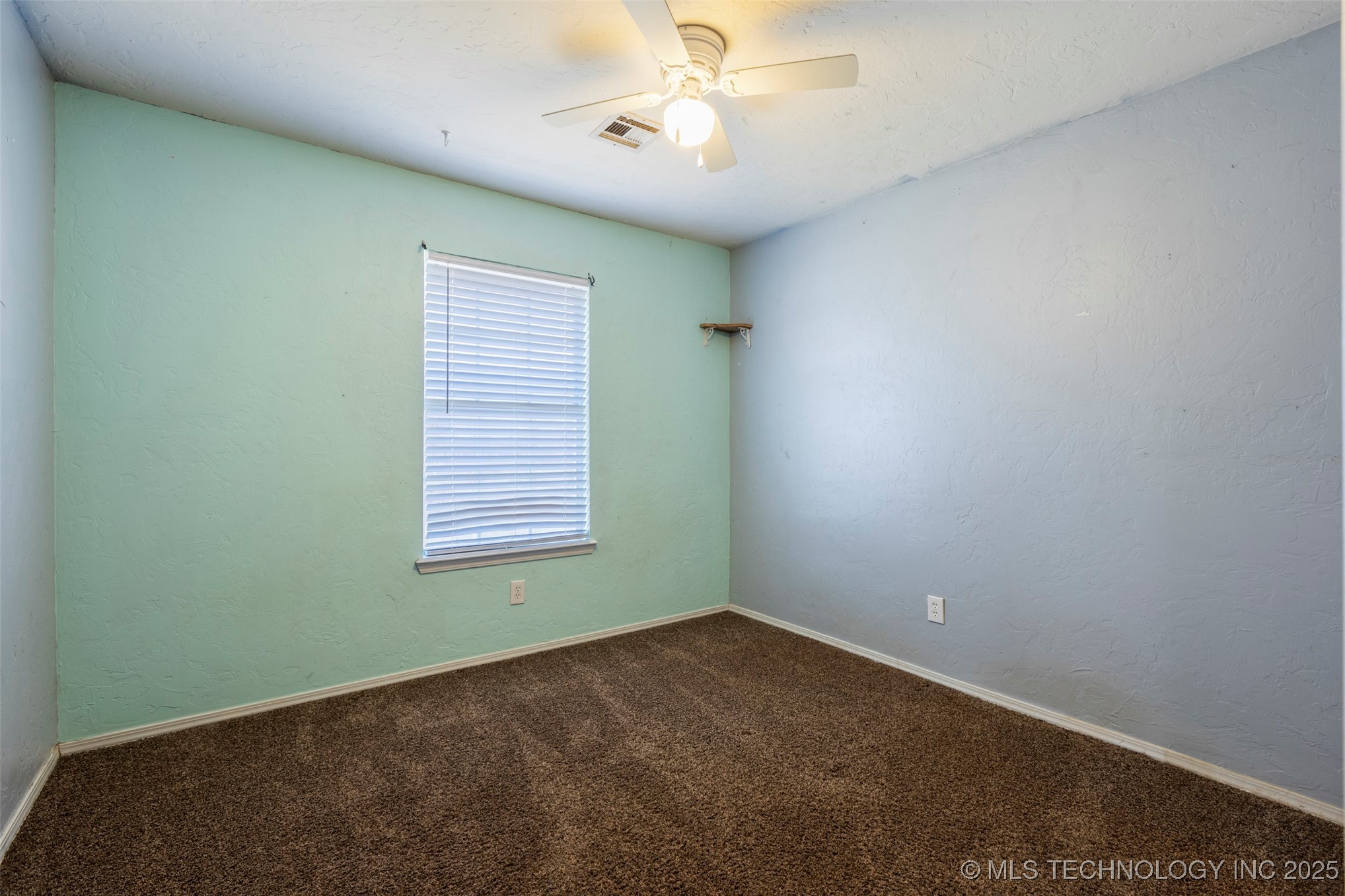 1702 W 21st Property Photo 21