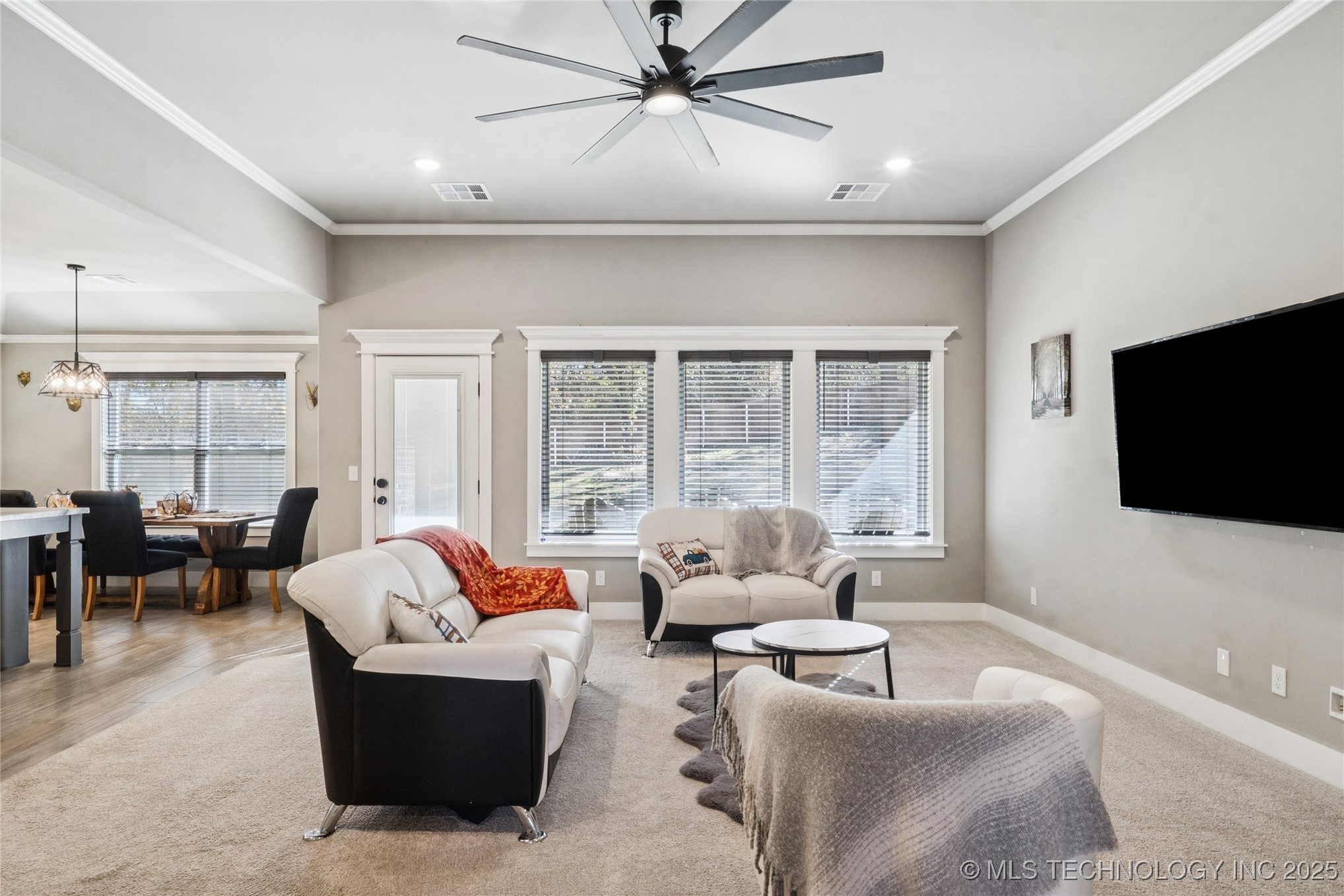 21870 E Morgan Road Property Photo 5