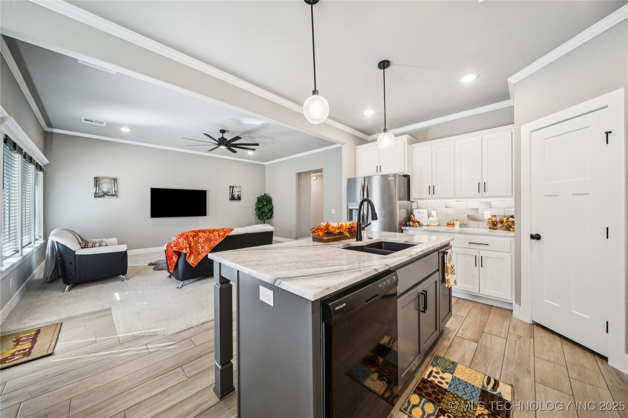 21870 E Morgan Road Property Photo 16