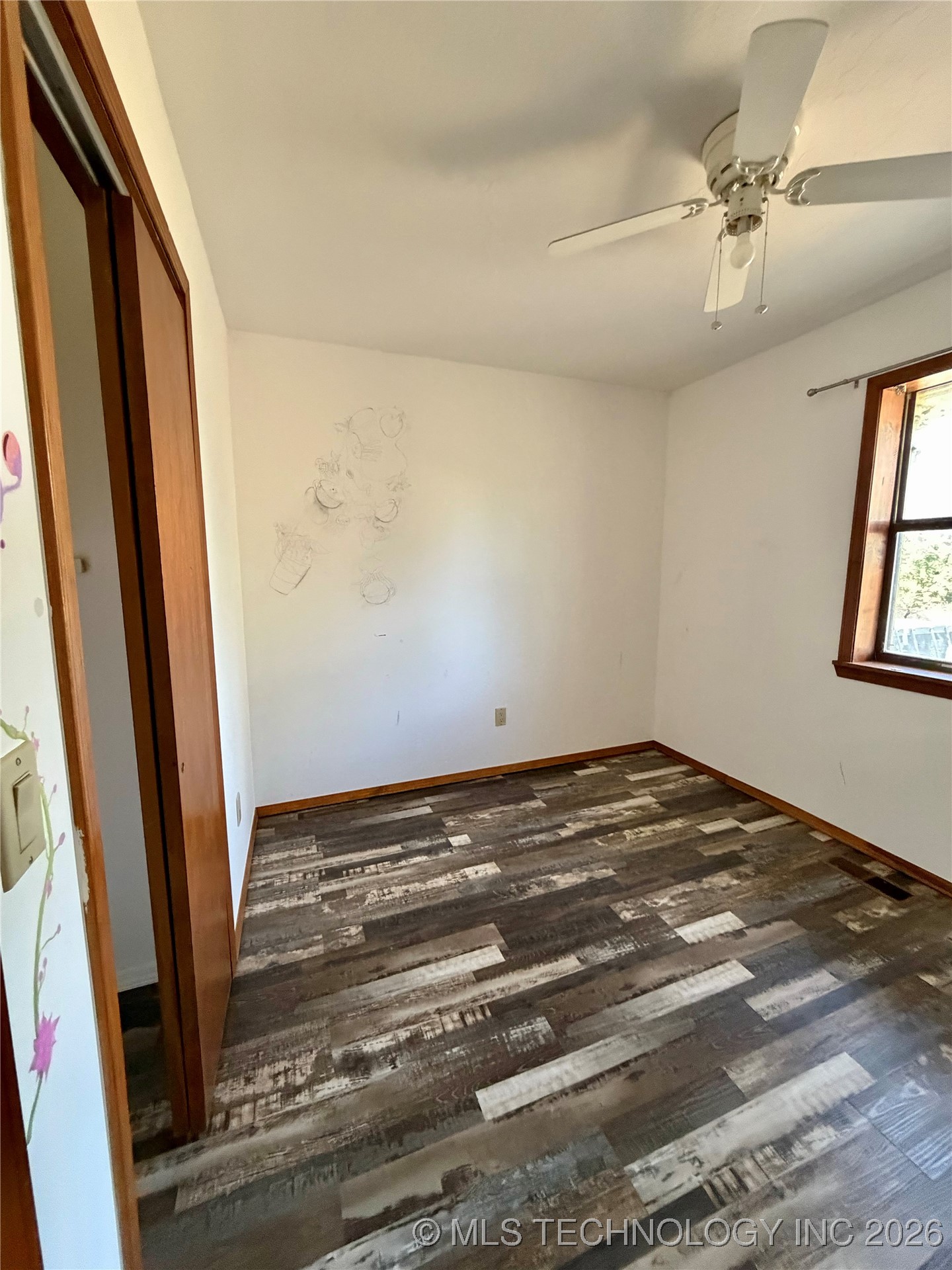 402 S Cowley Avenue Property Photo 11