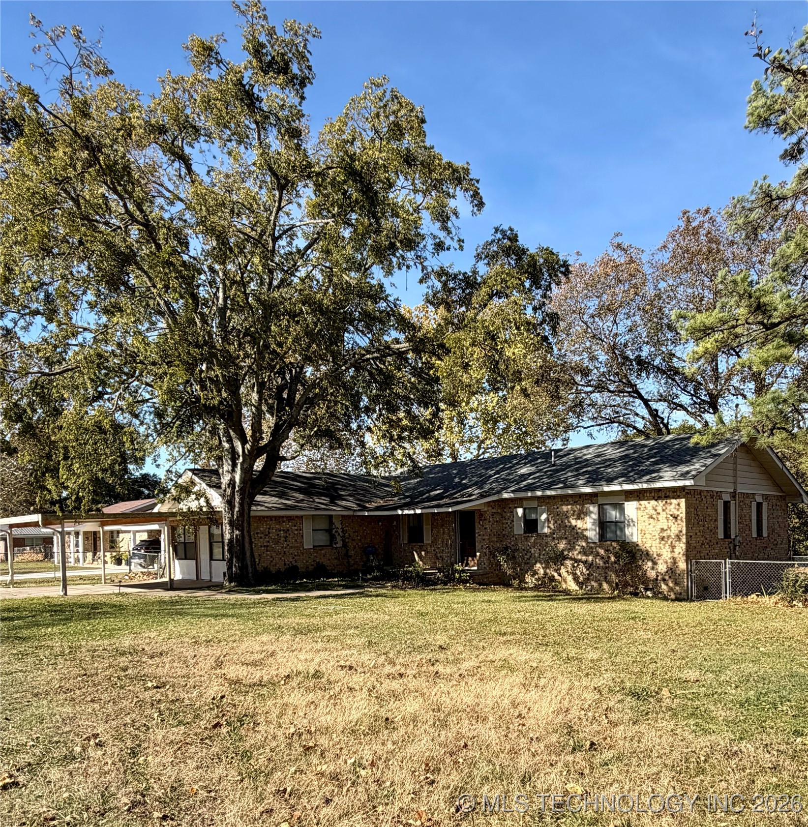 402 S Cowley Avenue Property Photo 16