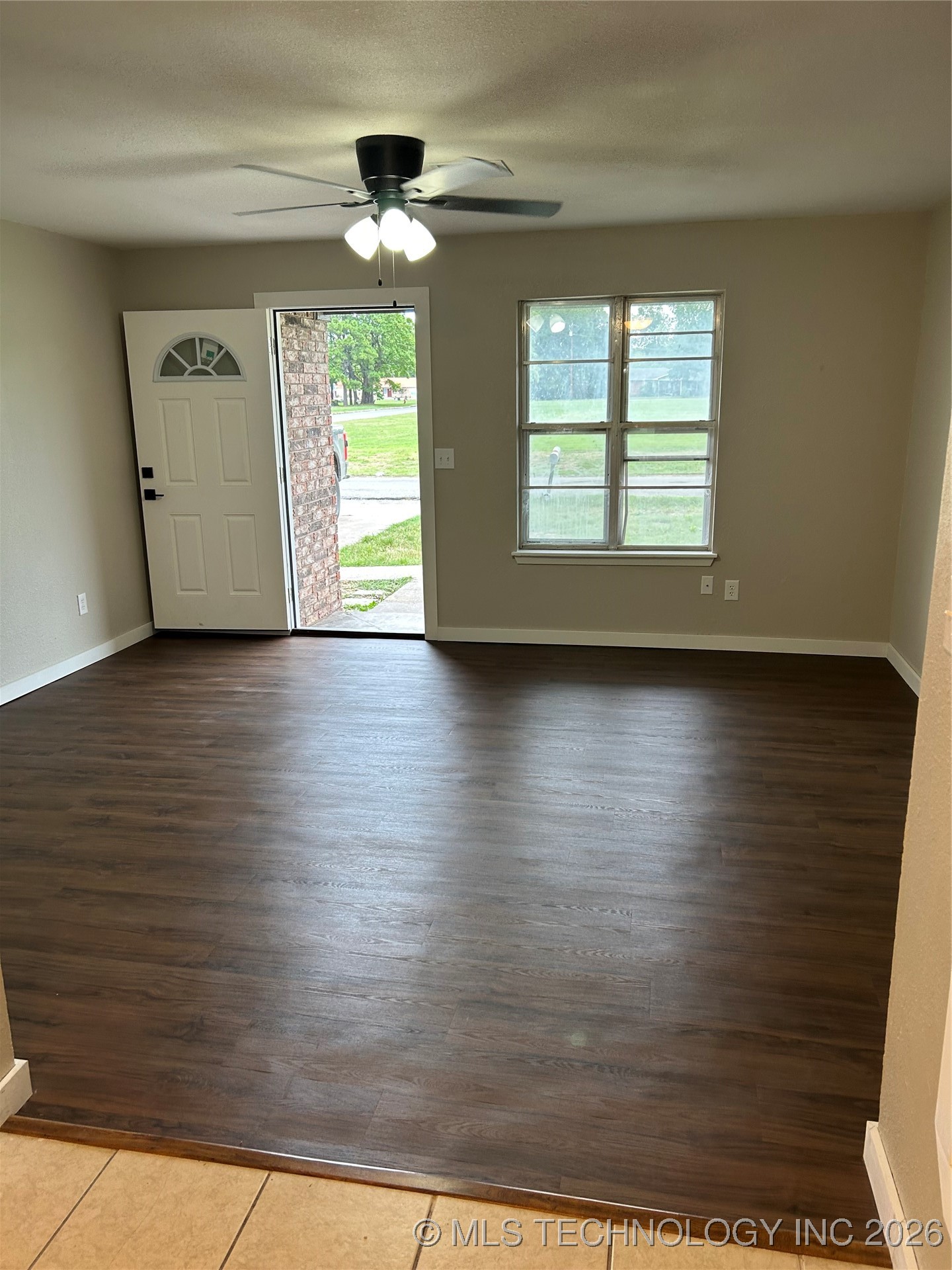 404 F Street Property Photo 6