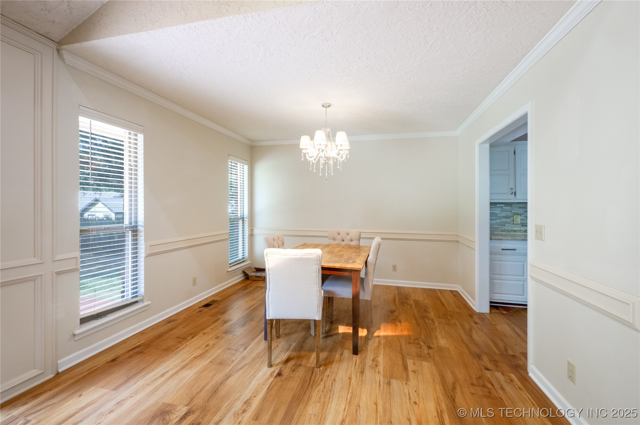 1505 W Fredericksburg Street Property Photo 7