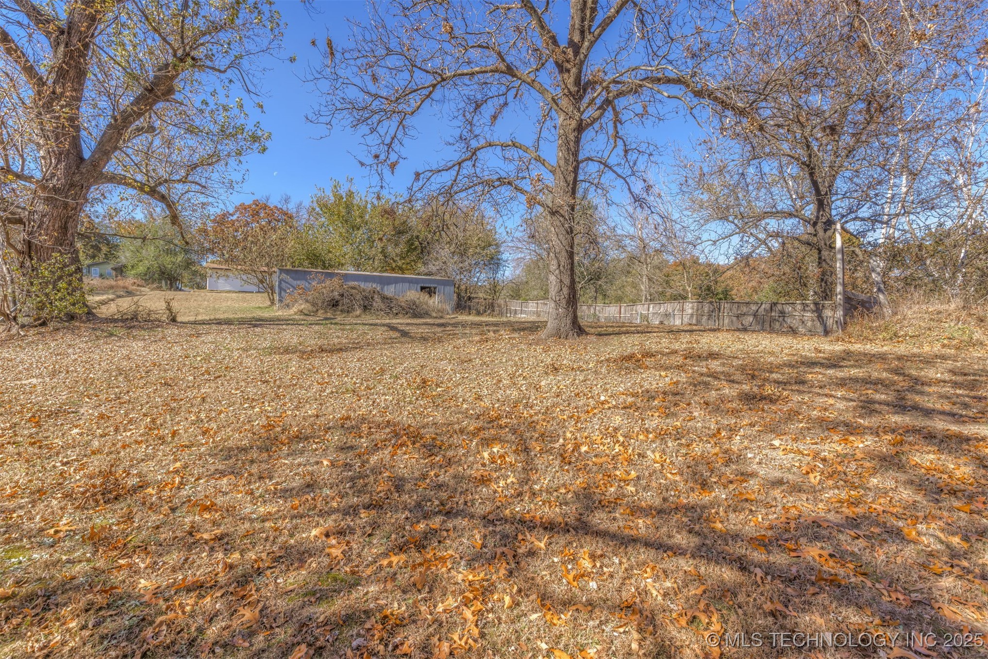 1043 N Valley Drive Property Photo 54