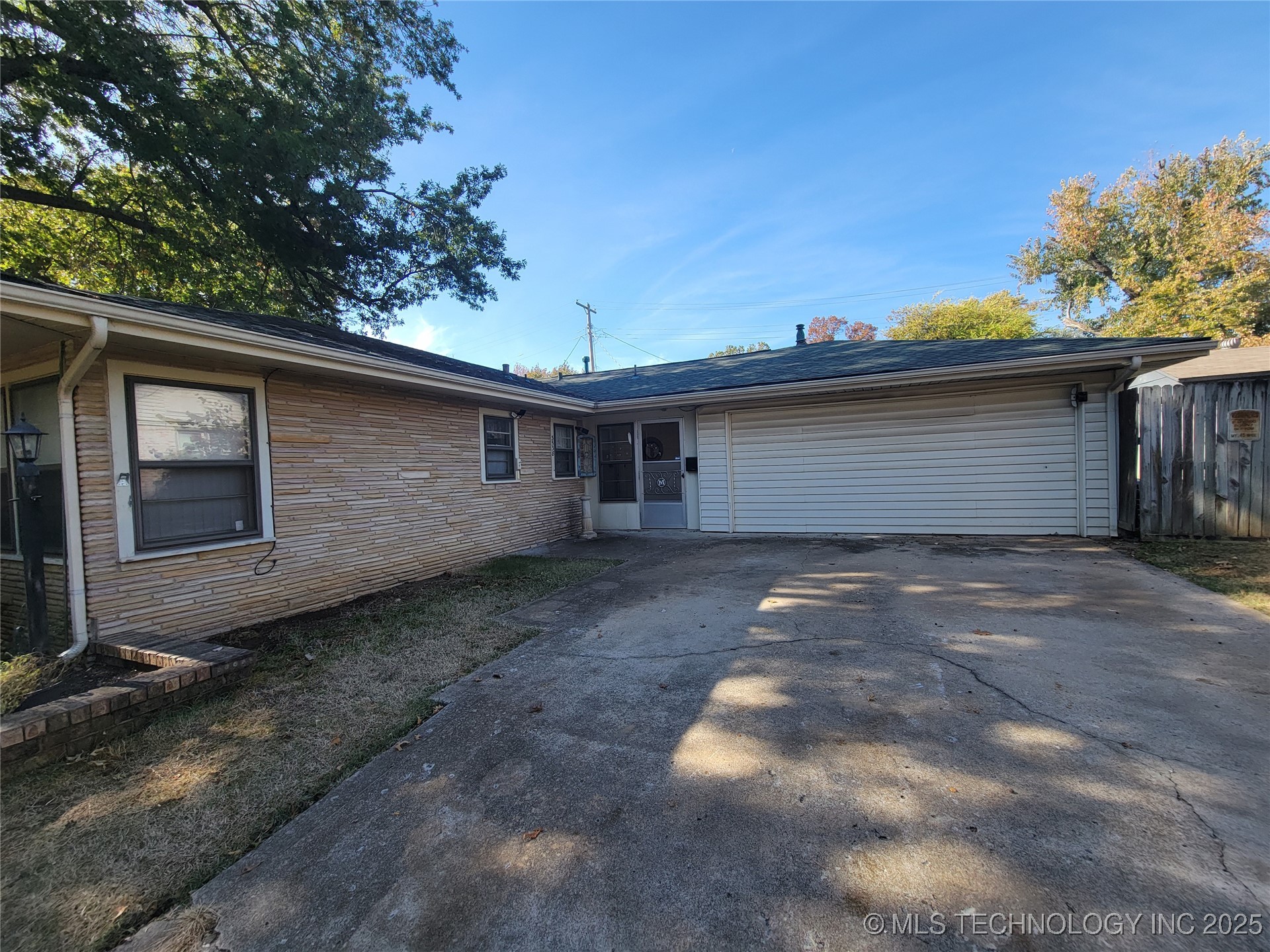 3538 S Urbana Avenue Property Photo 4