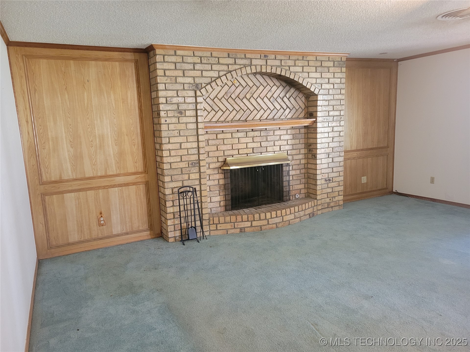 3538 S Urbana Avenue Property Photo 10