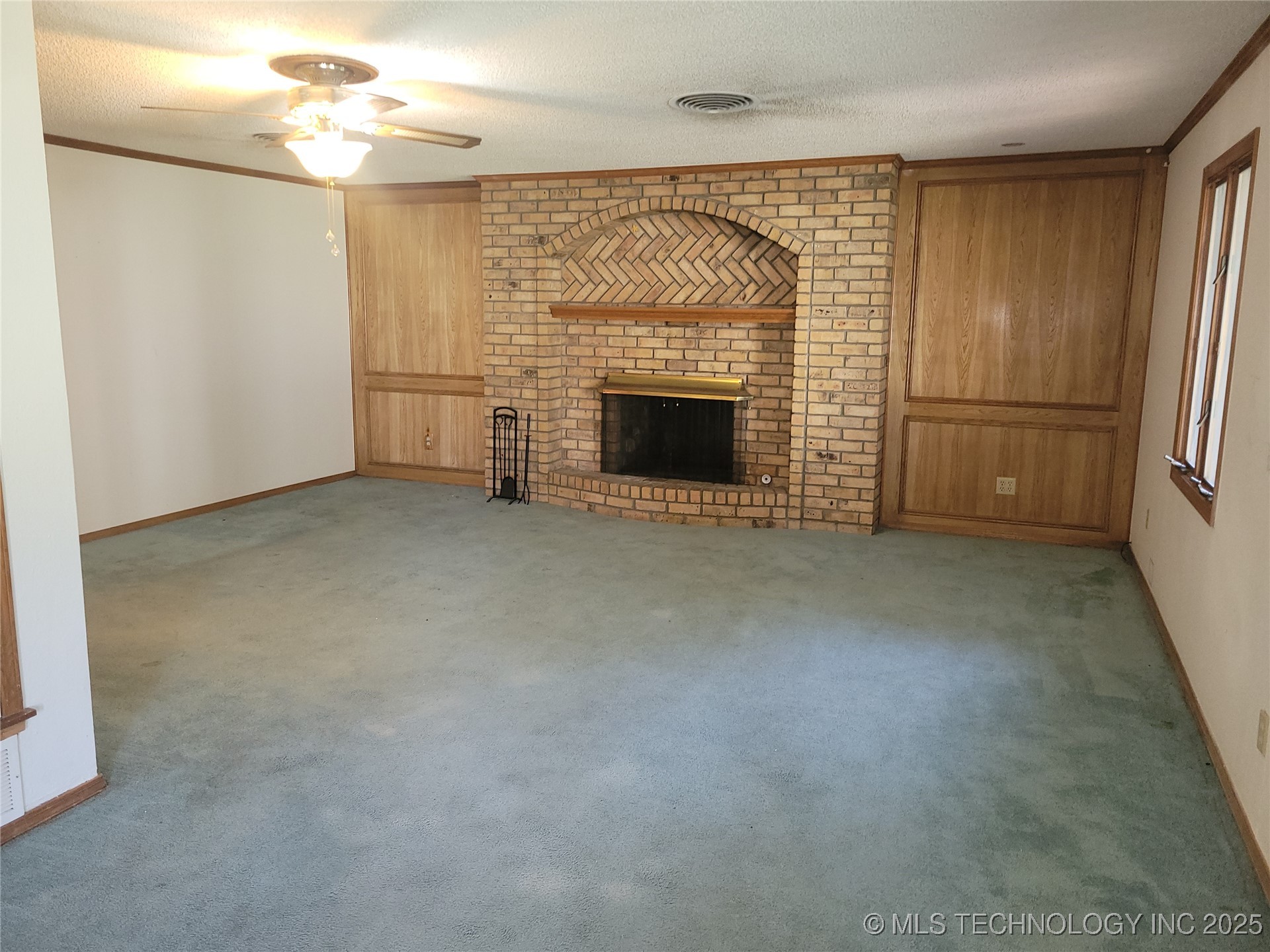 3538 S Urbana Avenue Property Photo 11