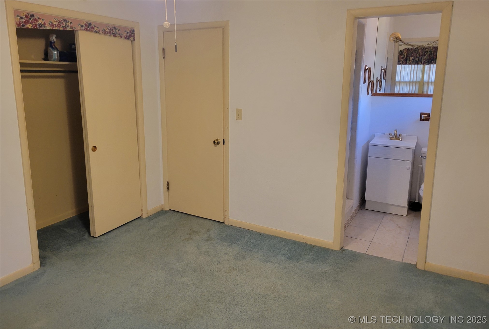 3538 S Urbana Avenue Property Photo 19