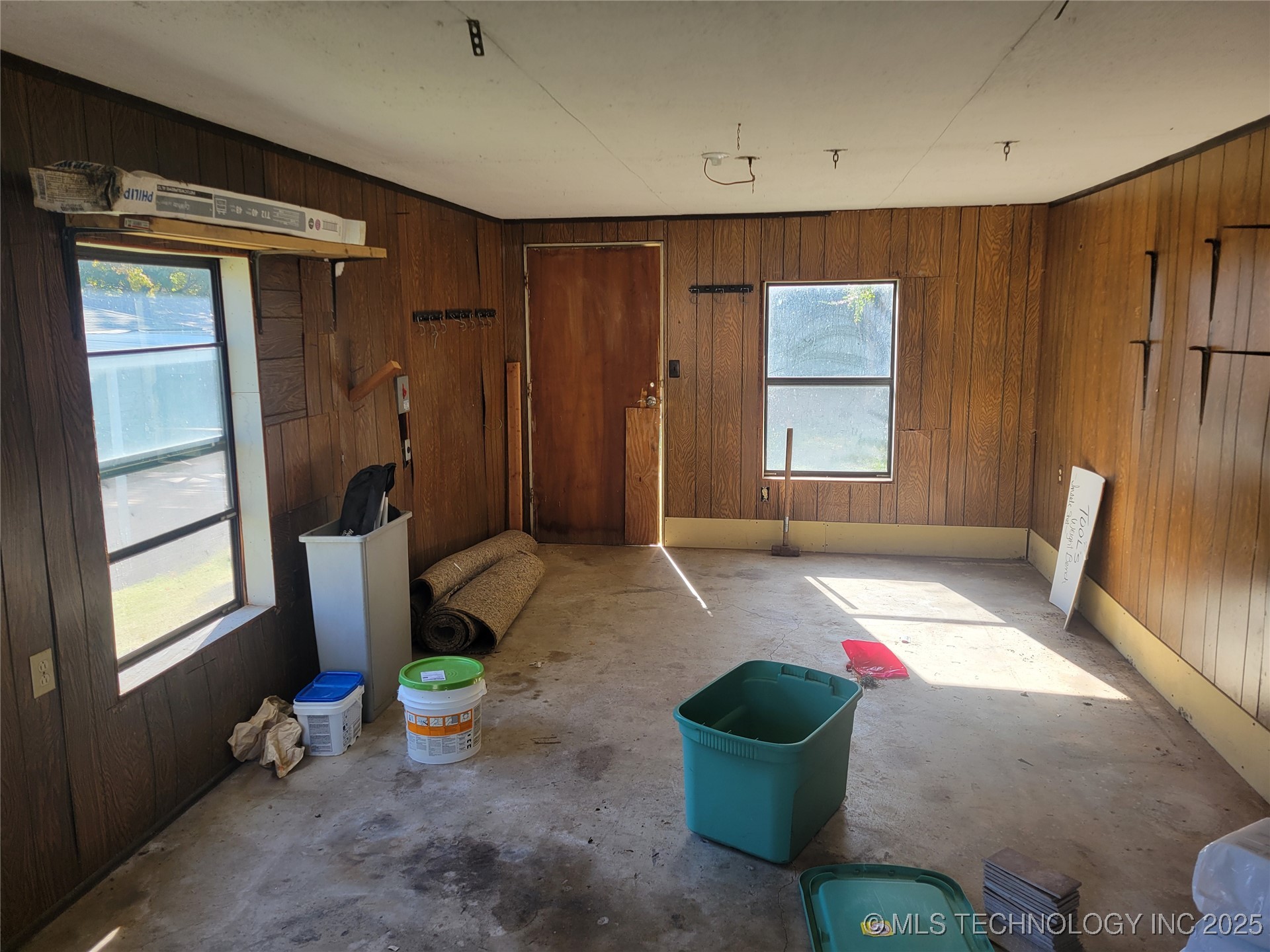 3538 S Urbana Avenue Property Photo 36