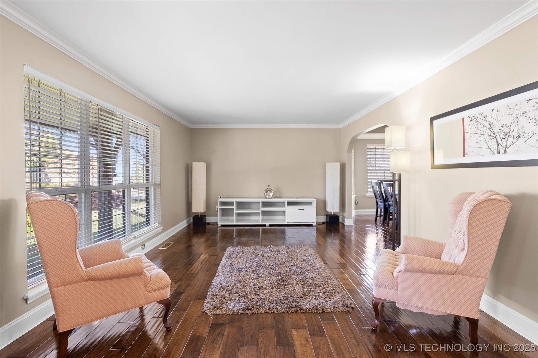 6279 S Hudson Avenue Property Photo 4