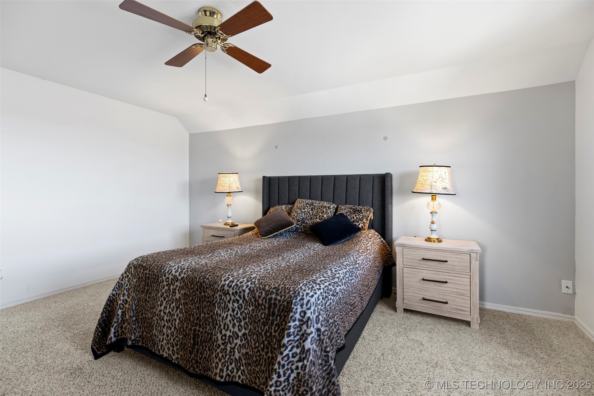 6279 S Hudson Avenue Property Photo 26