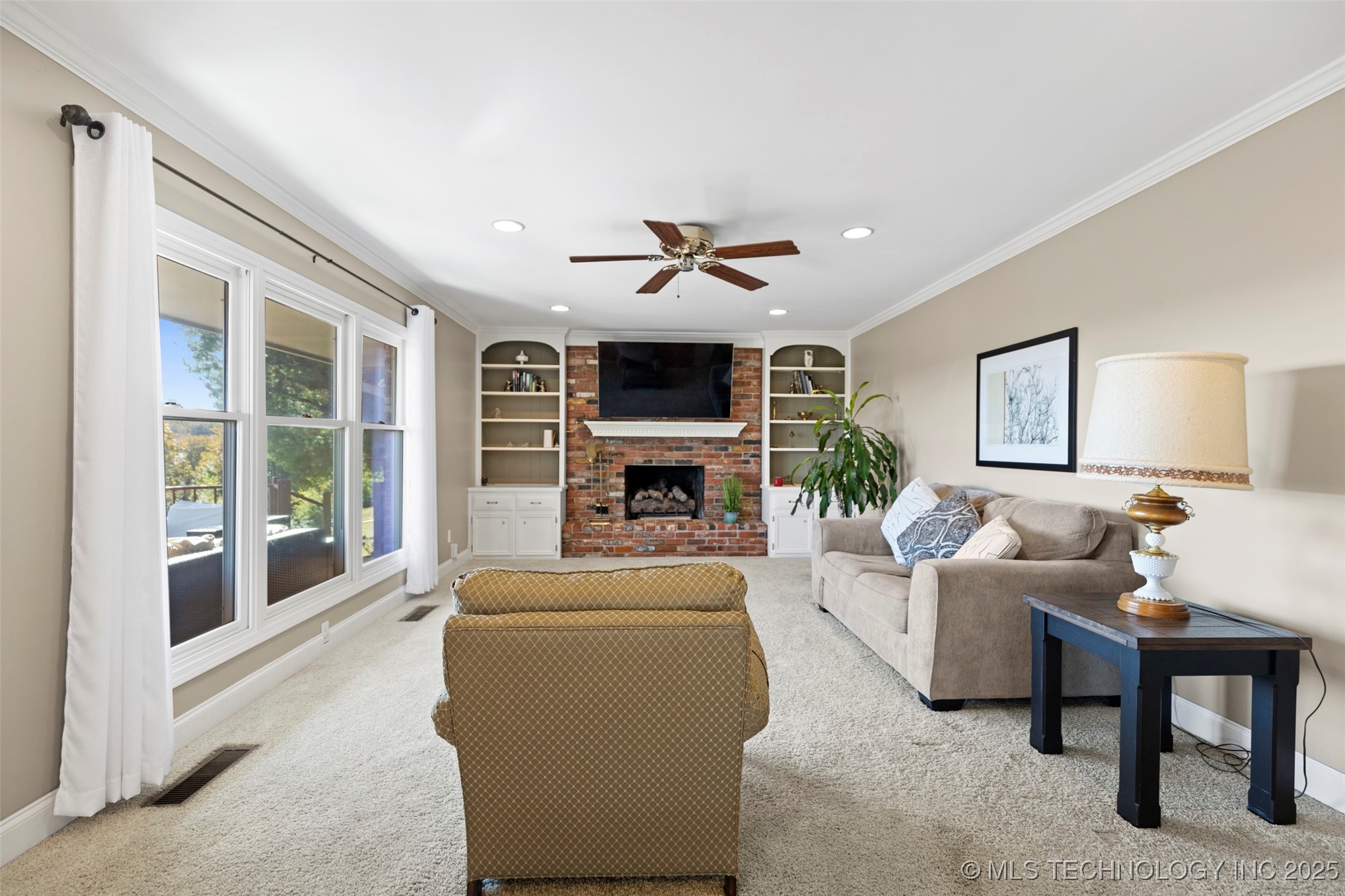 6279 S Hudson Avenue Property Photo 34