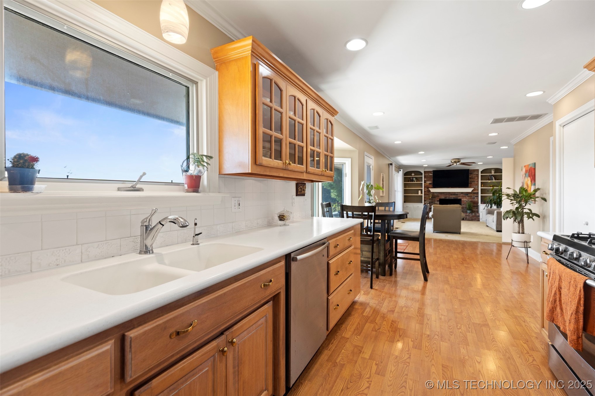 6279 S Hudson Avenue Property Photo 37