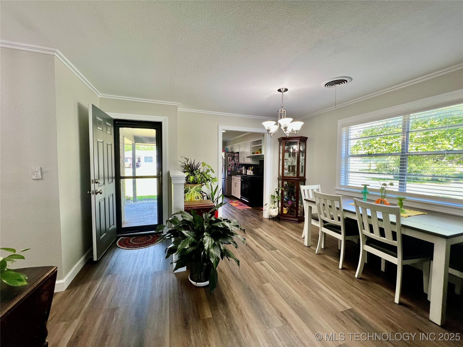 205 Ne 1st Street Property Photo 8