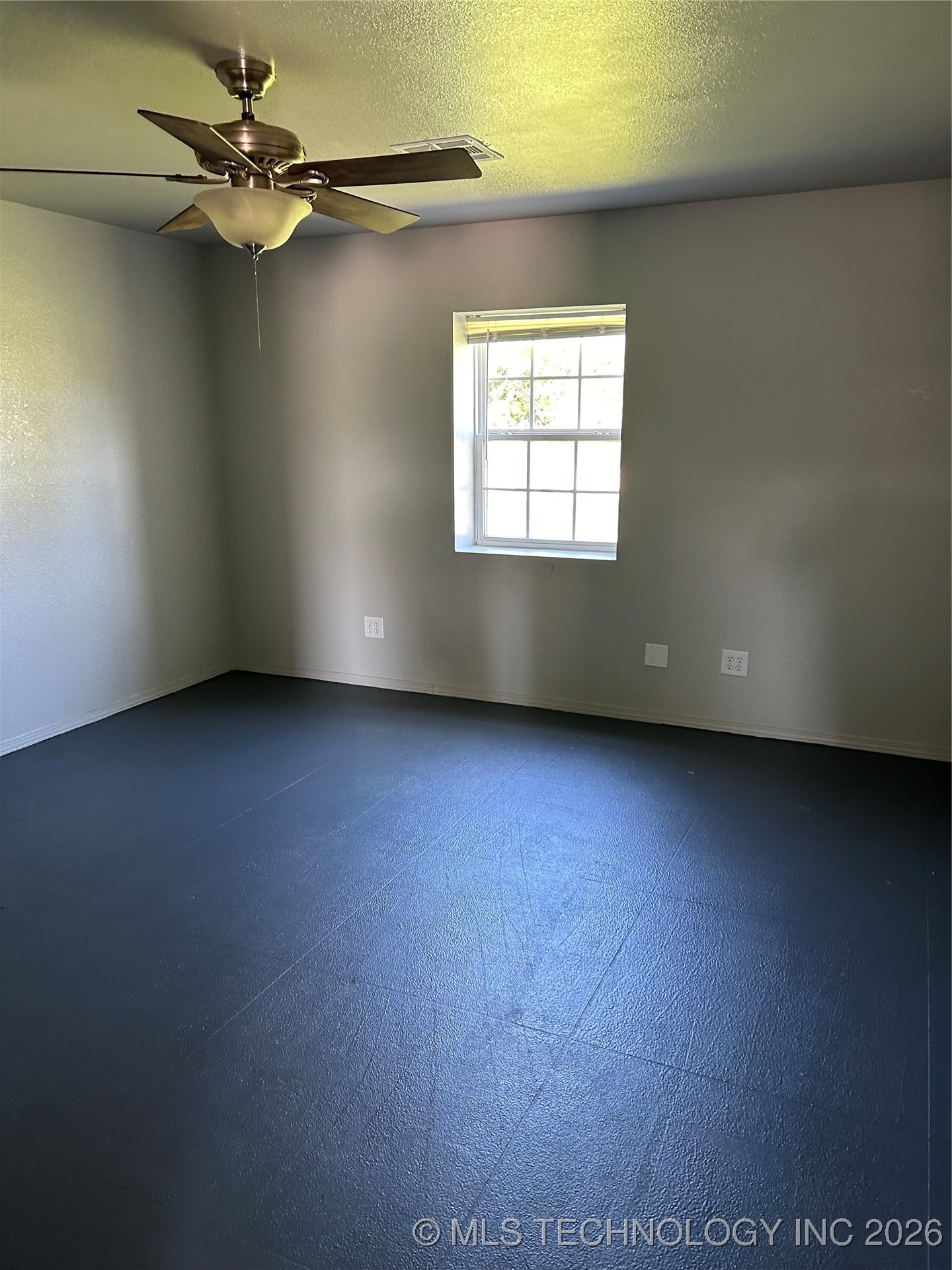 1006 N 1st Street Property Photo 9