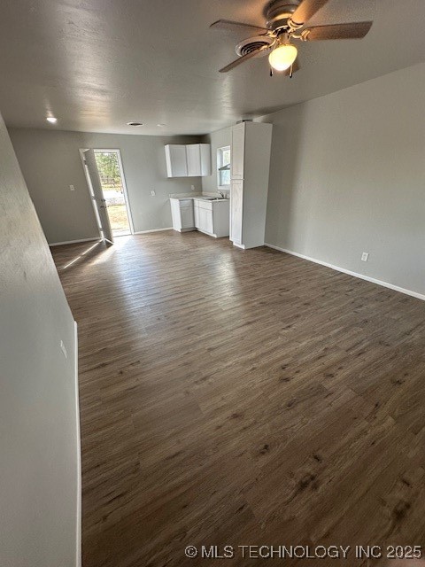 500 S Hinckley Property Photo 6