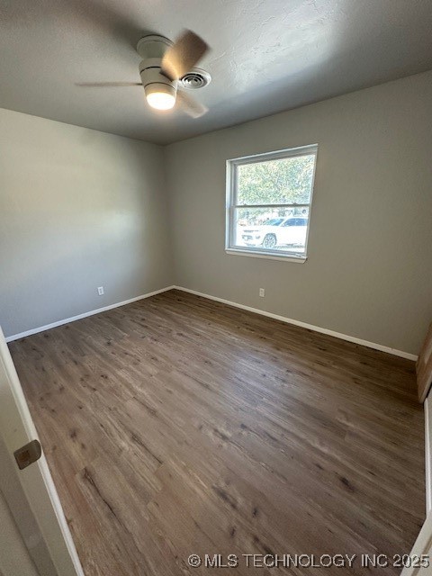 500 S Hinckley Property Photo 12