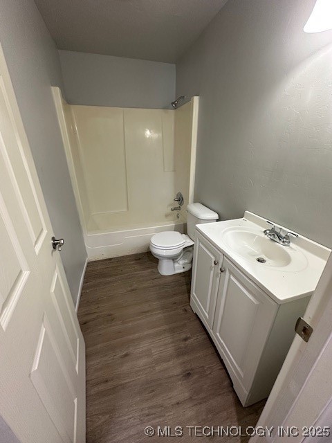 500 S Hinckley Property Photo 14