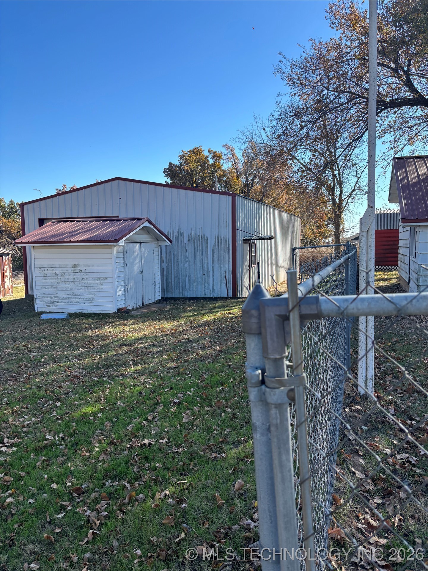 3113 S Twin Mounds Street Property Photo 14