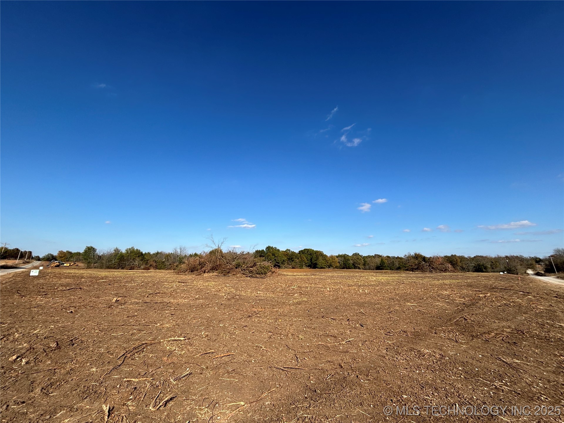 S Lone Oak Road Property Photo 2