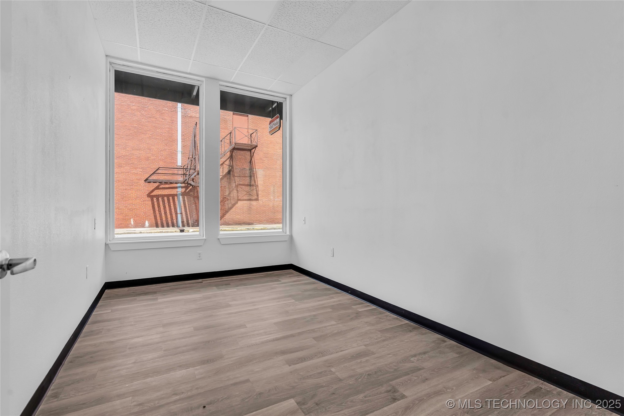 127 W Main Street Property Photo 11