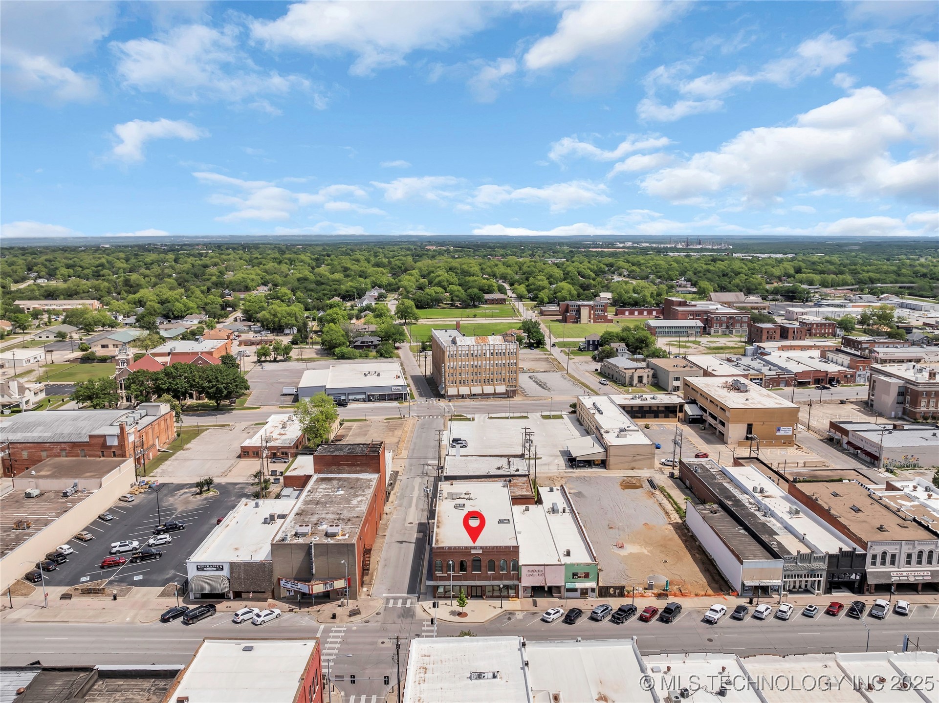 127 W Main Street Property Photo 18