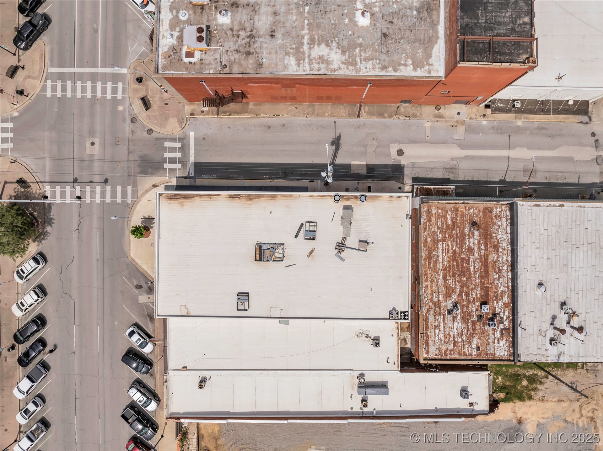 127 W Main Street Property Photo 19