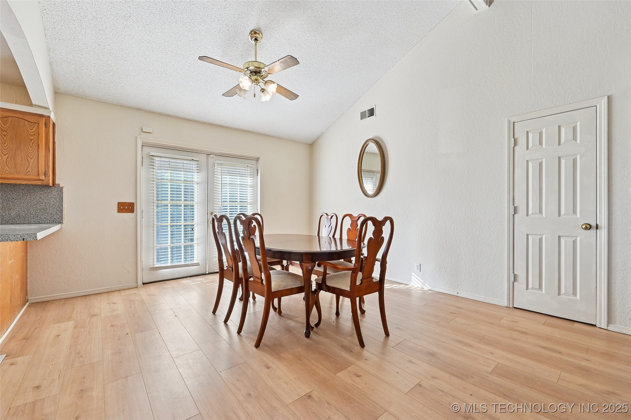 447 E Latimer Street Property Photo 4