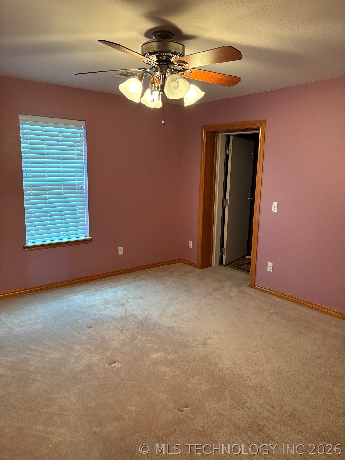 1001 Country Club Property Photo 23