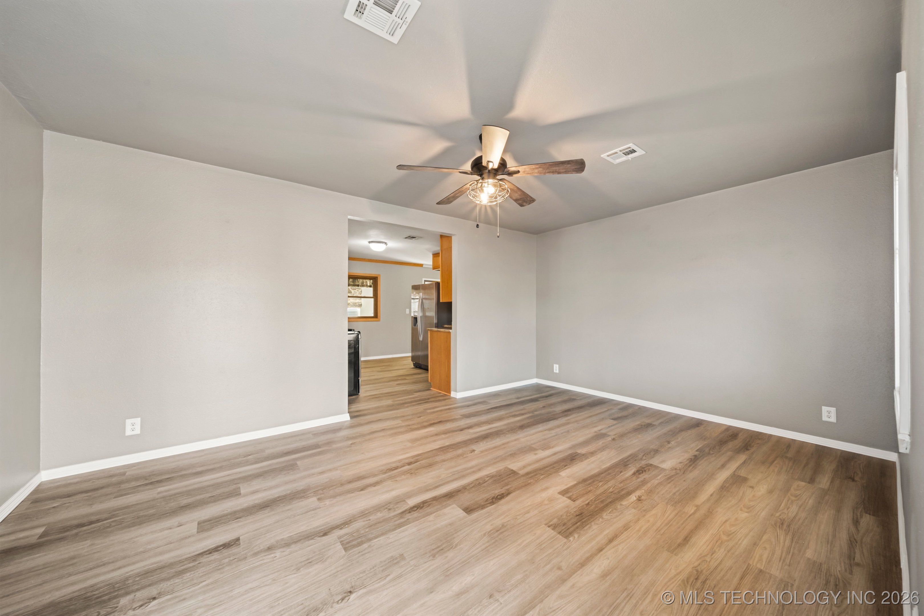 528 S Pittsburg Avenue Property Photo 5