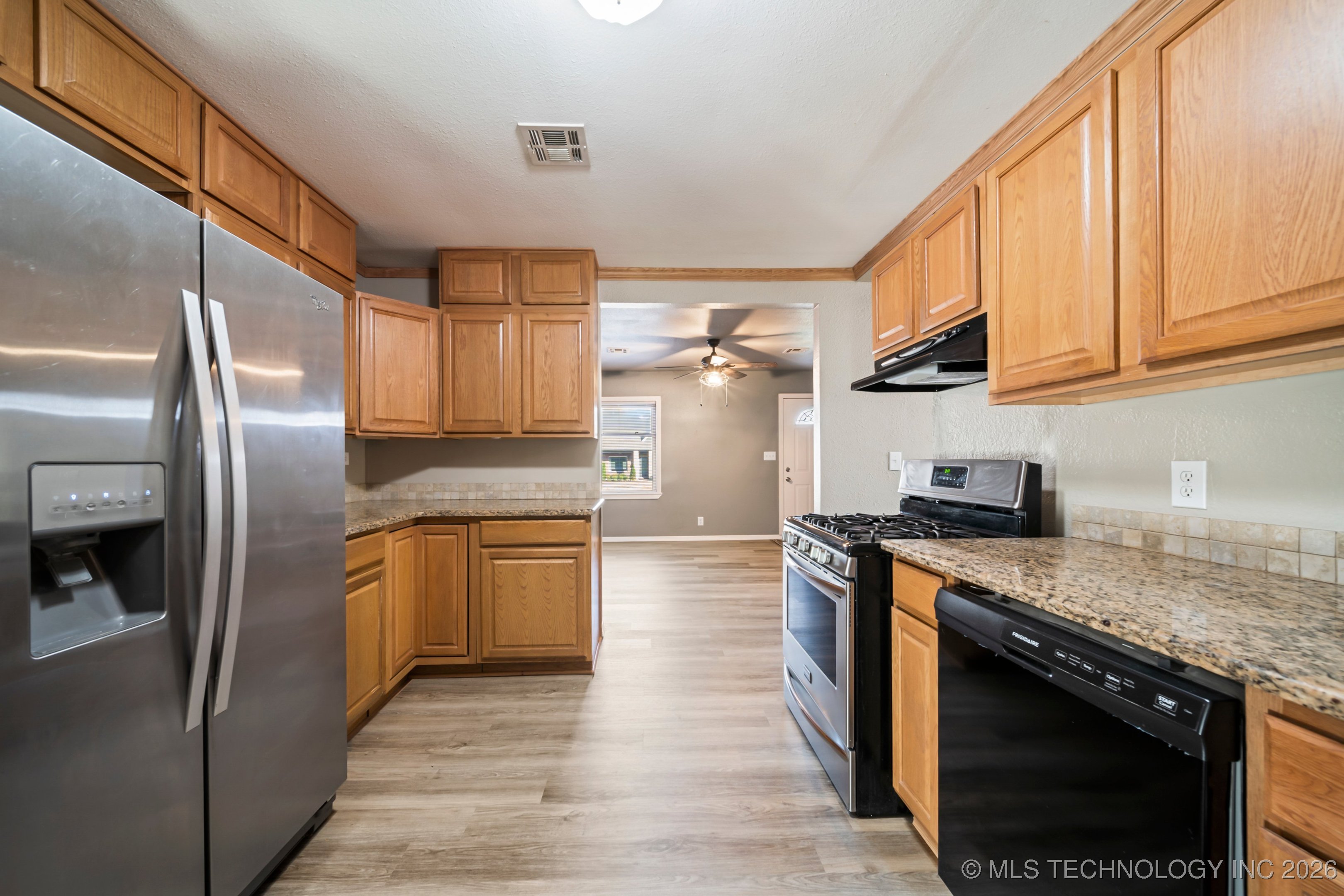 528 S Pittsburg Avenue Property Photo 10