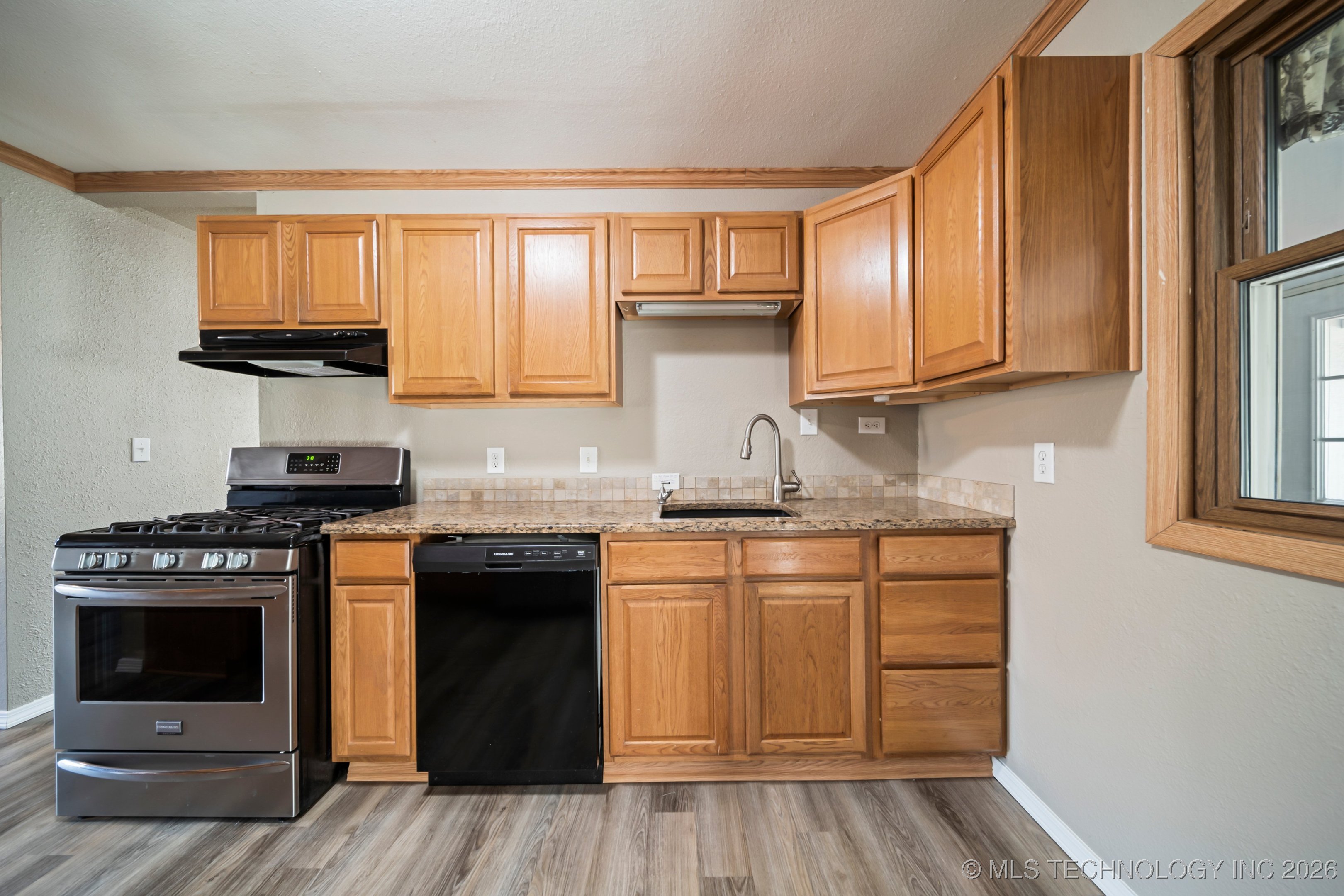 528 S Pittsburg Avenue Property Photo 11