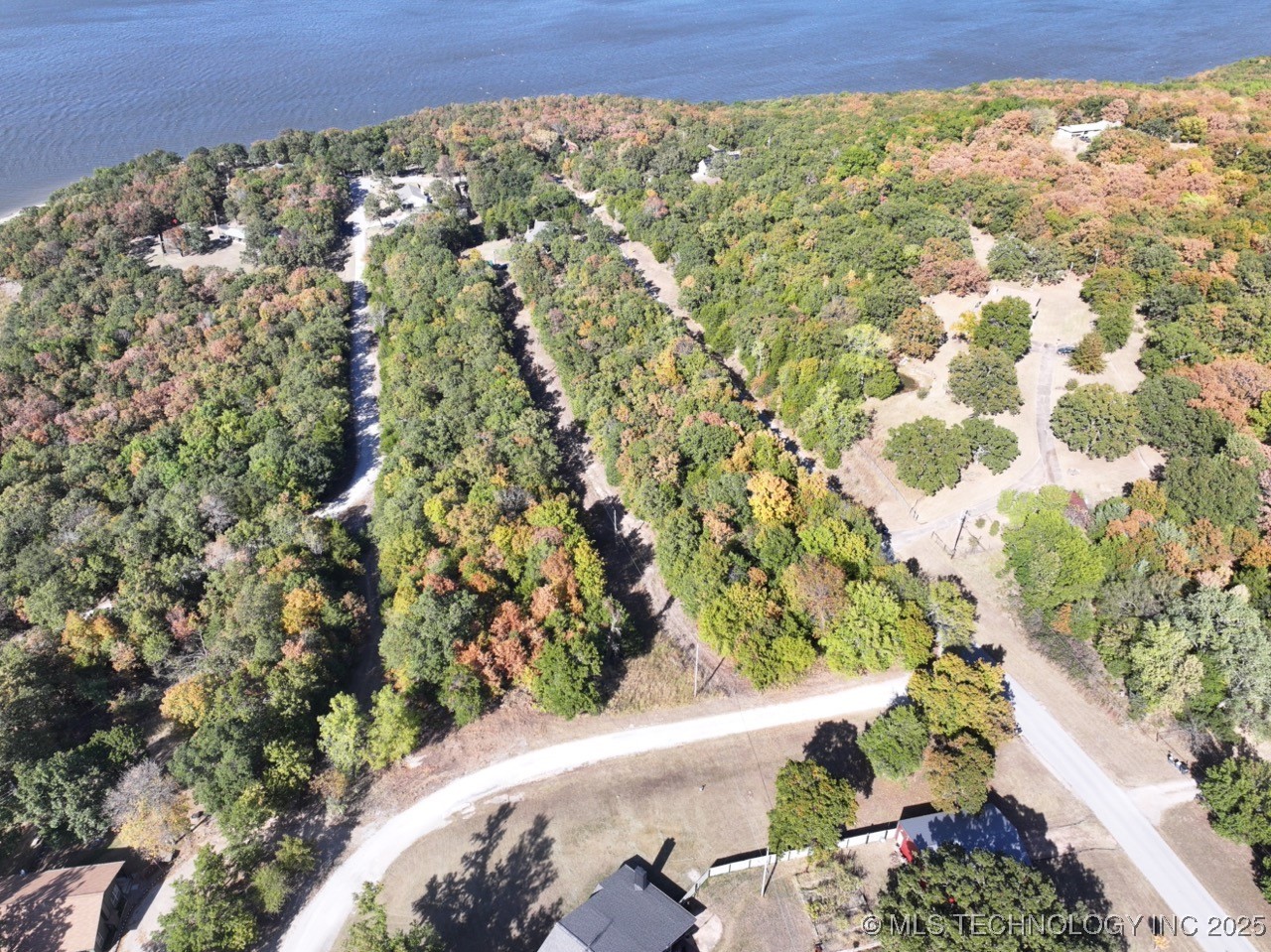 827 N Harbor Drive Property Photo 6