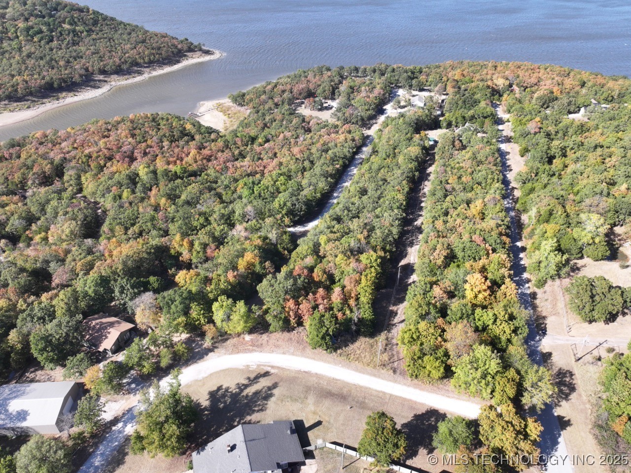 827 N Harbor Drive Property Photo 8