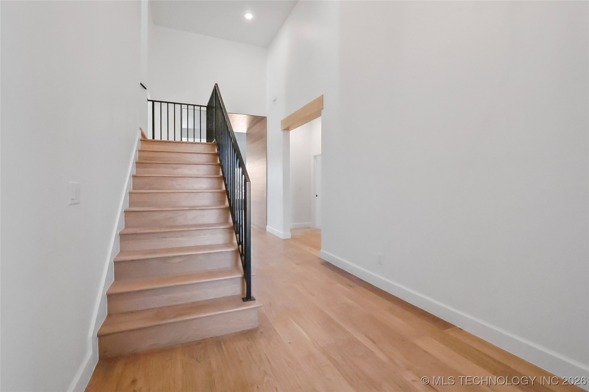 11210 S 215th East Avenue Property Photo 14