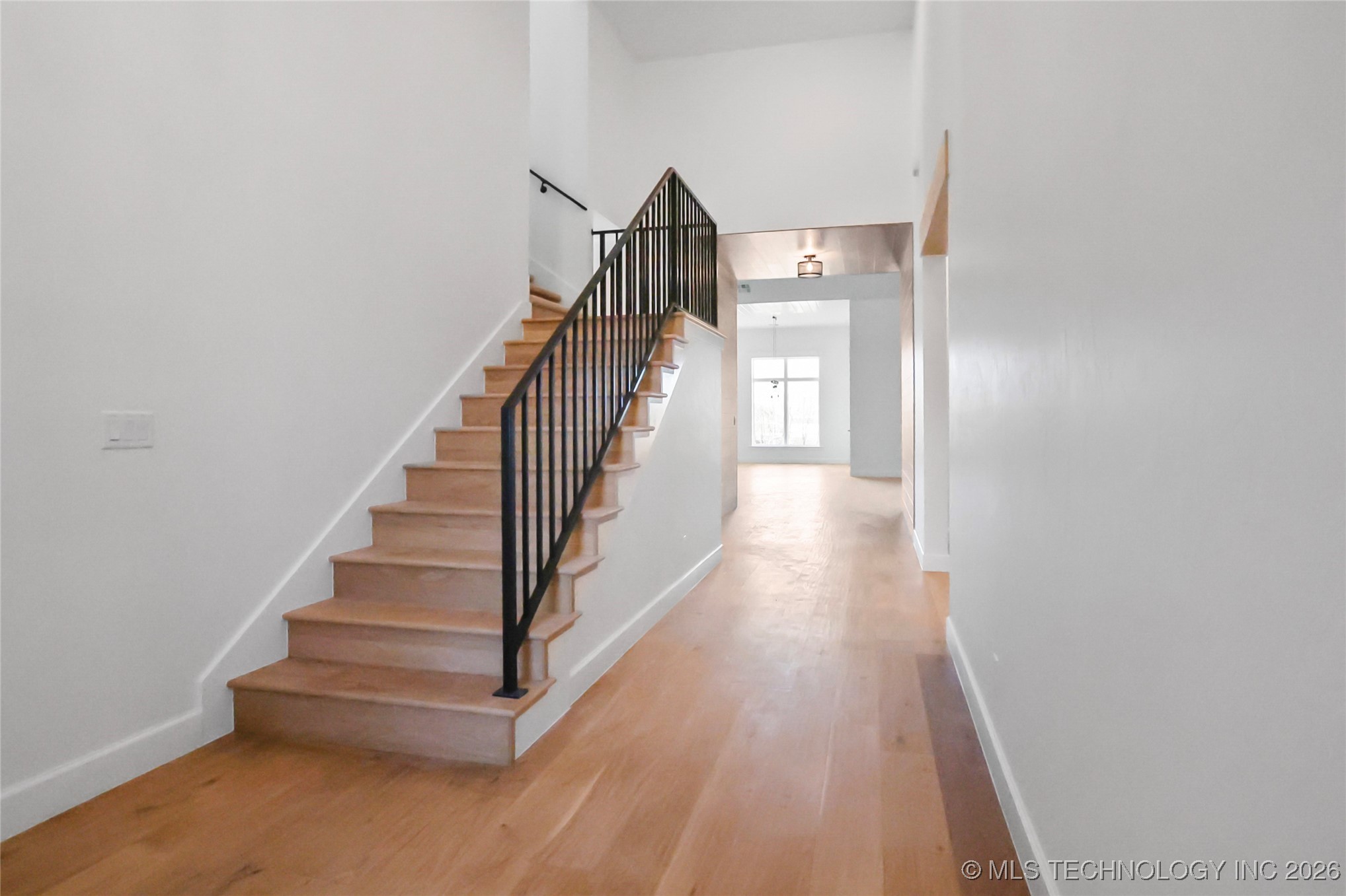 11210 S 215th East Avenue Property Photo 16