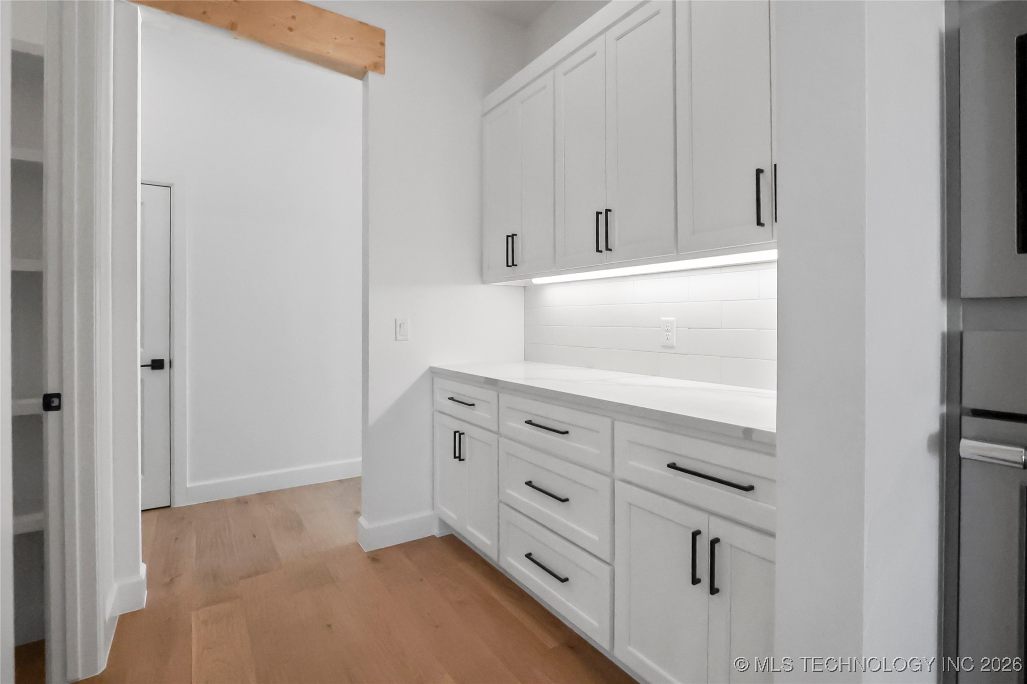 11210 S 215th East Avenue Property Photo 19