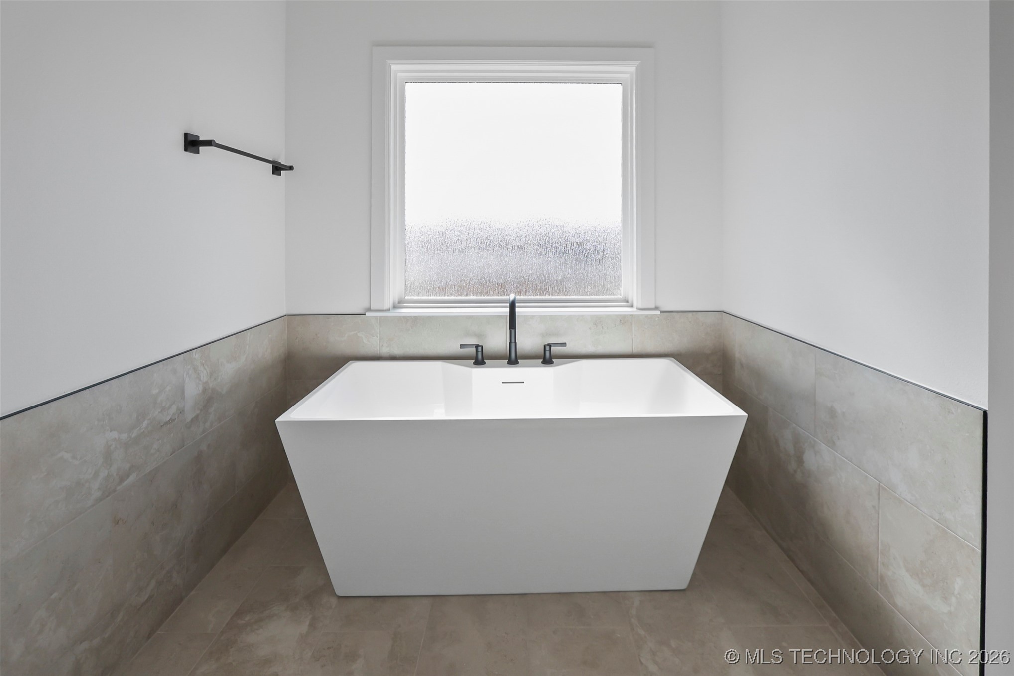 11210 S 215th East Avenue Property Photo 25