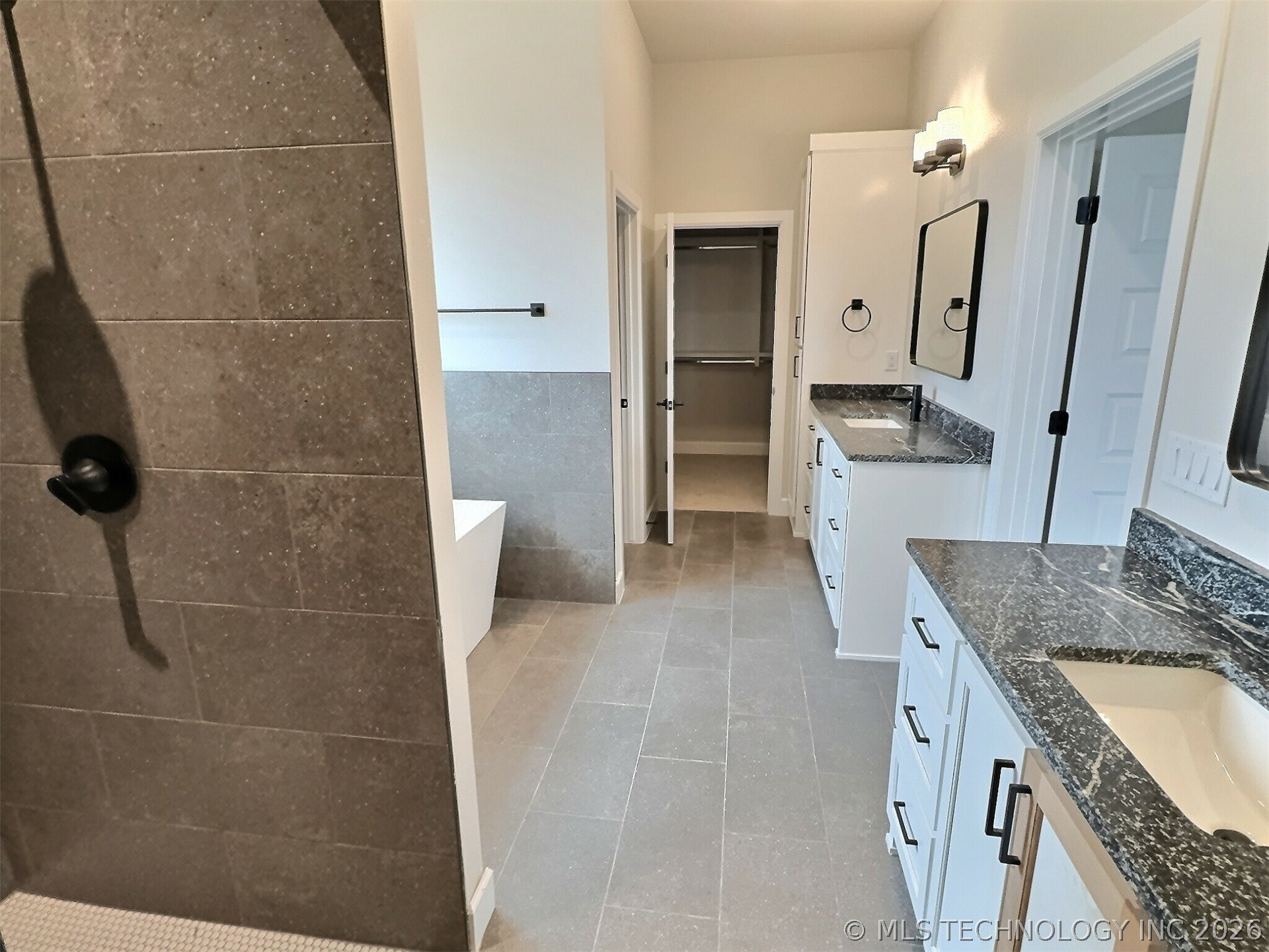 21670 E 112th Place S Property Photo 19