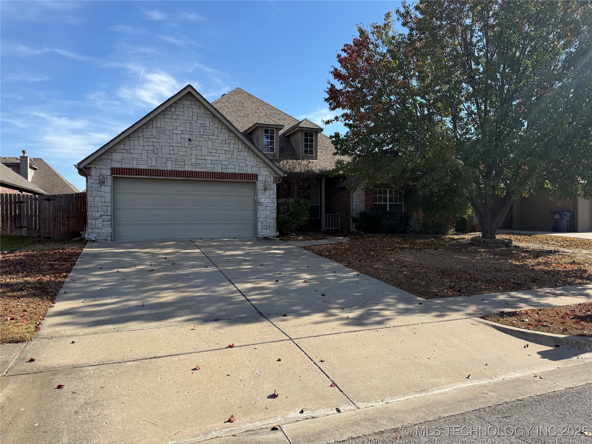 14129 S Vandalia Avenue Property Photo 1