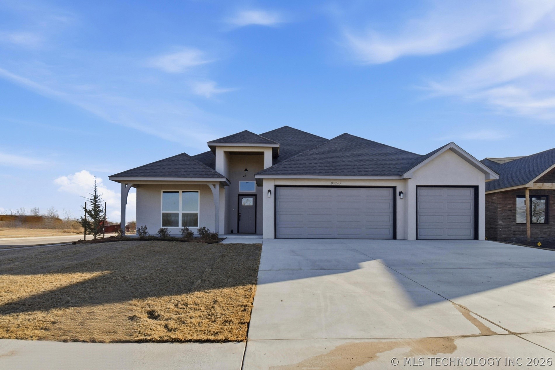 10328 E 132nd Street S Property Photo 2